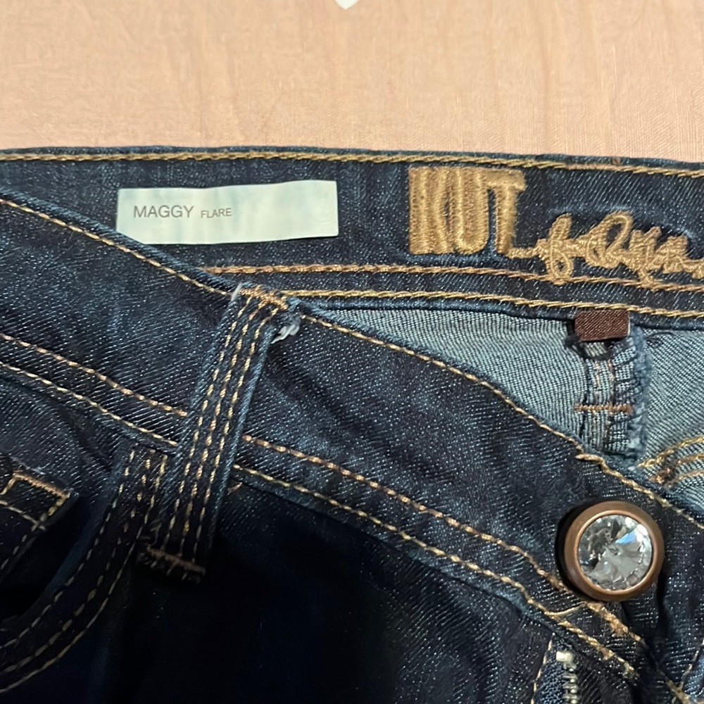 Kut Jeans with cute details